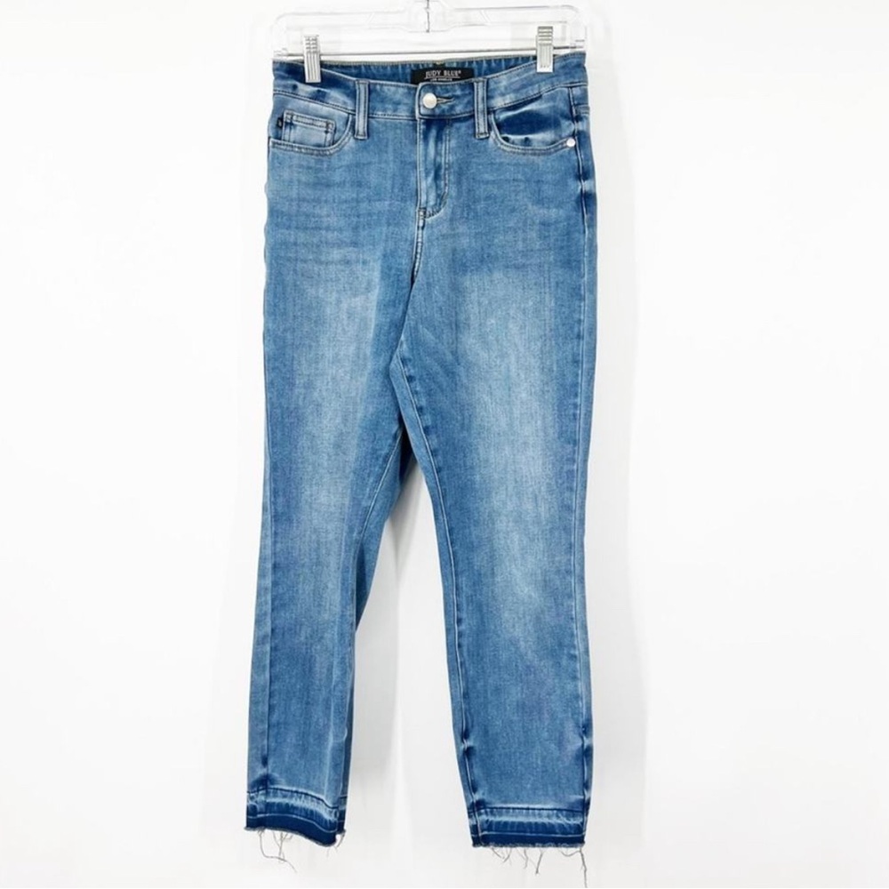 Judy Blue High Rise Boyfriend Fit Jeans Raw Hem